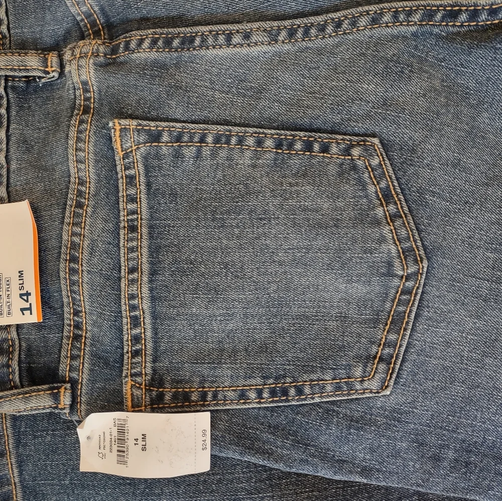 NEW Old Navy Boot Cut Jeans - Picture 13 of 16